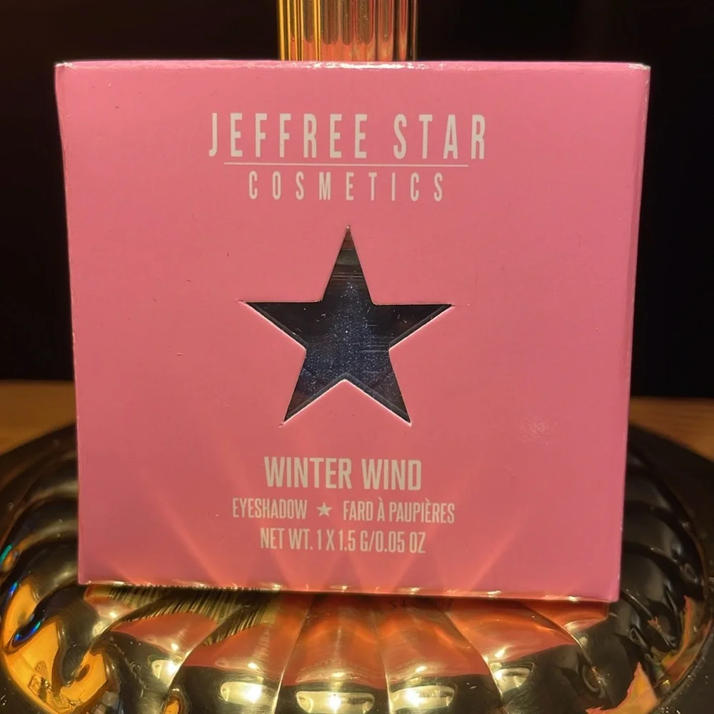 Eyeshadow Artistry Single by JEFFREE STAR COSMETICS in Winter Wind